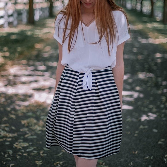 High Waisted Pleated Skirt - Picture 1 of 1